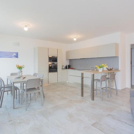 Dream Lake Apartments Lake View - Private Beach By Rent All Como Lezzeno Exterior foto