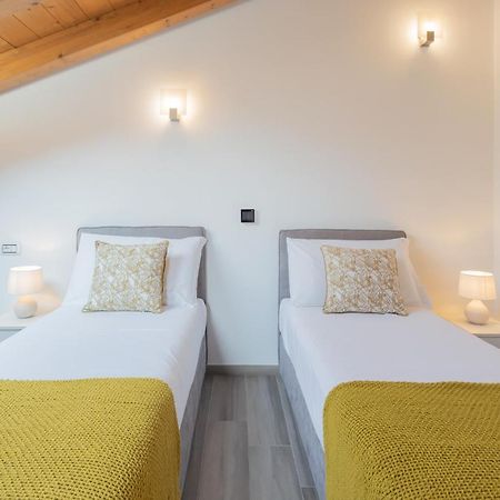 Dream Lake Apartments Lake View - Private Beach By Rent All Como Lezzeno Exterior foto